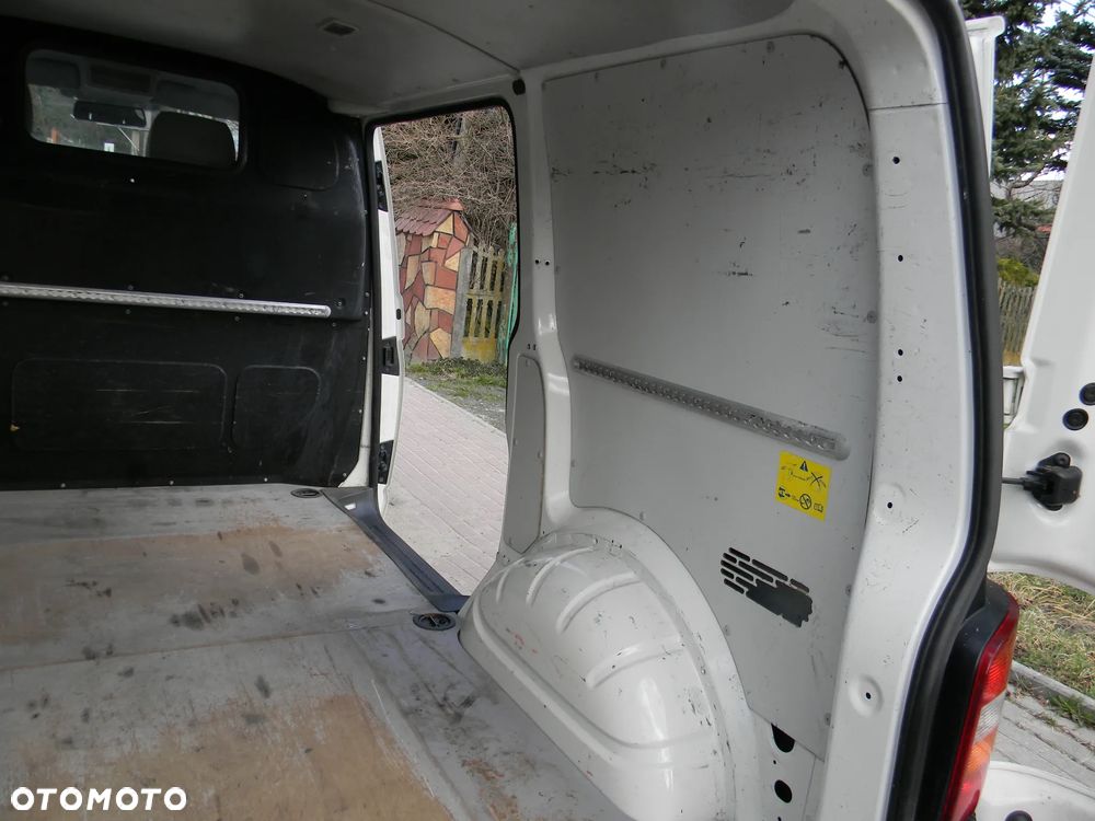 Volkswagen Transporter - 23