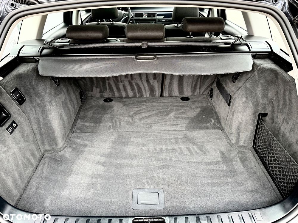 BMW Seria 3 318i - 40