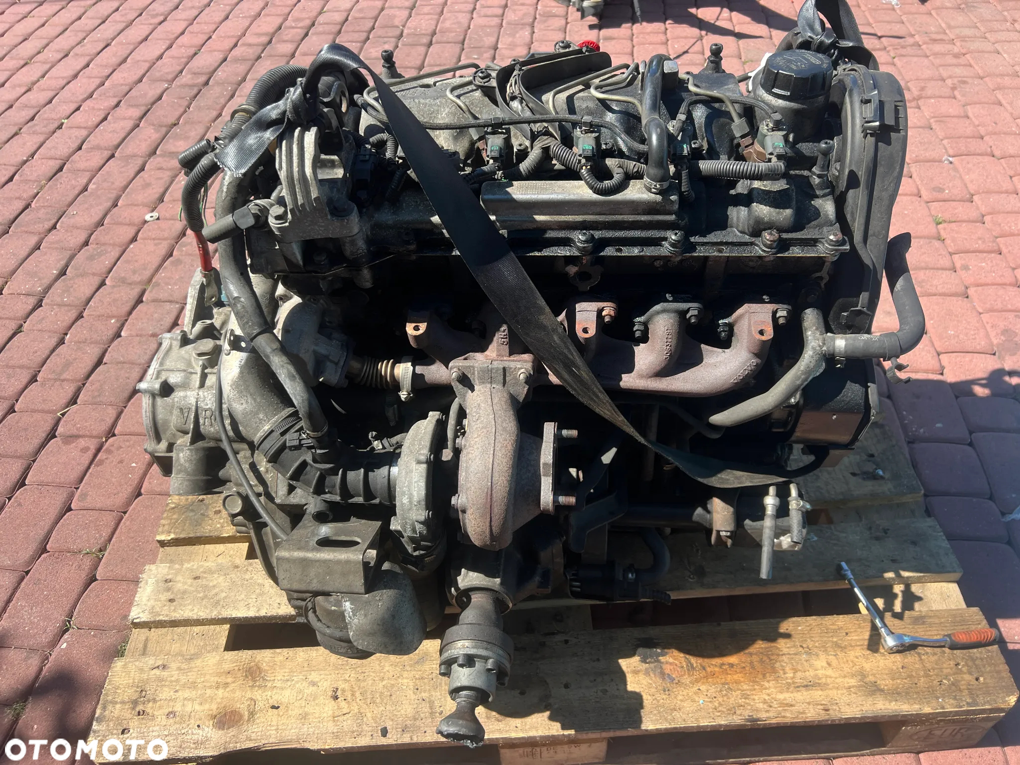 SILNIK VOLVO V70 S60 XC70 2.4 D5 163PS KOMPLETNY - 2