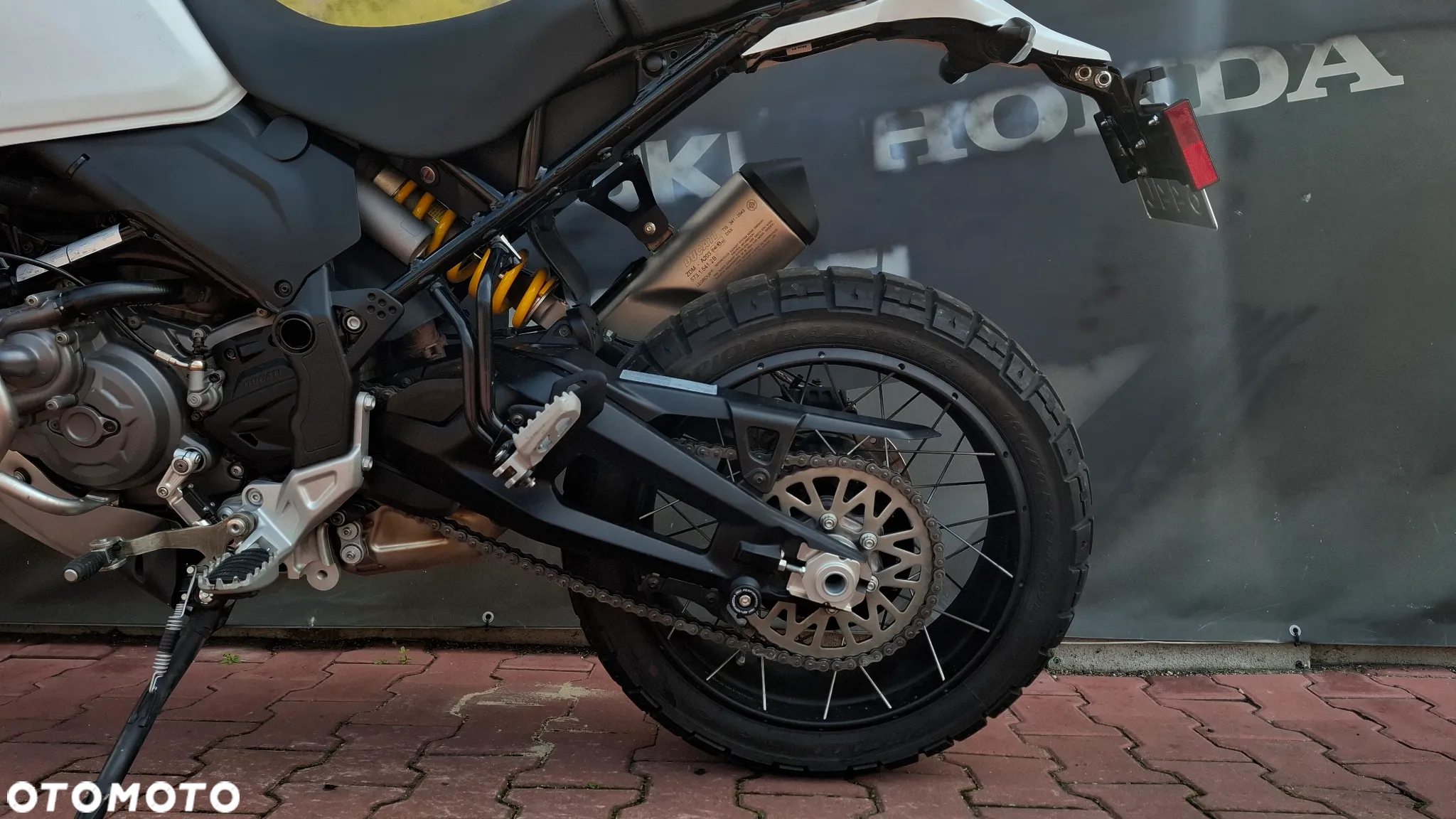 Ducati DesertX - 18