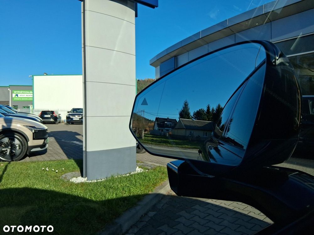 Volvo EX90 - 19