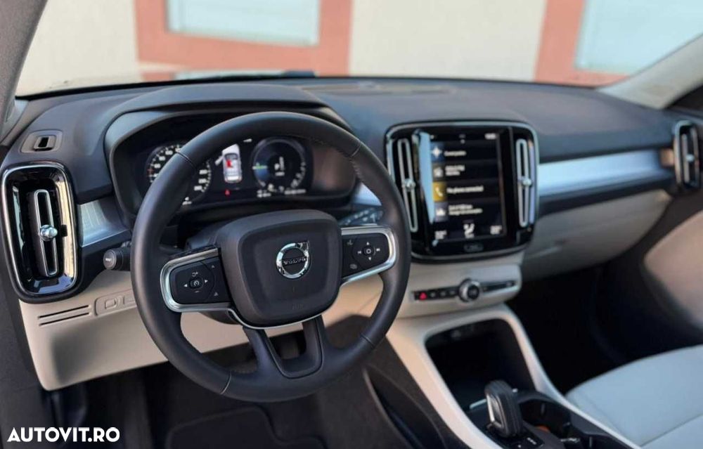 Volvo XC 40 - 22
