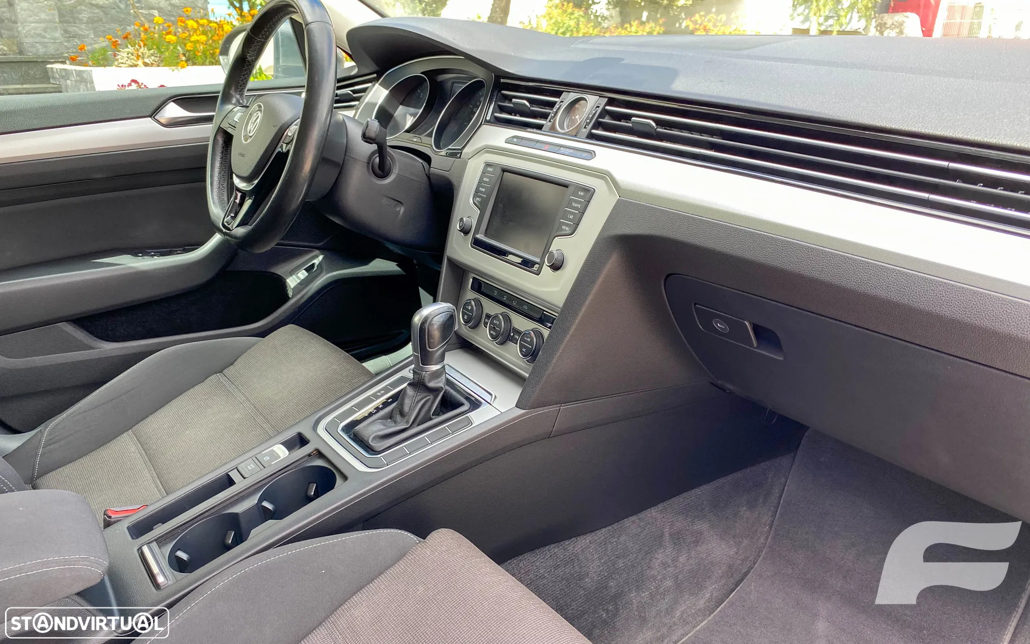 VW Passat Variant 2.0 TDi Confortline DSG - 18