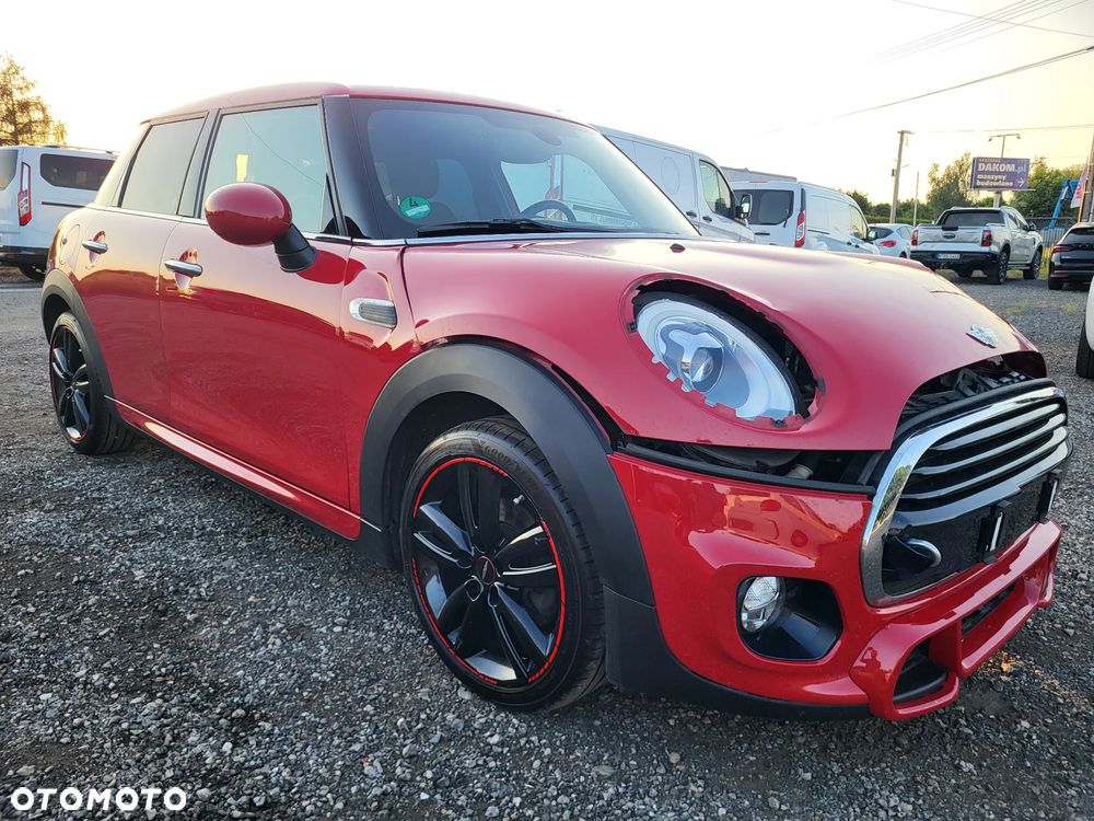 MINI Cooper John Works Trim - 1