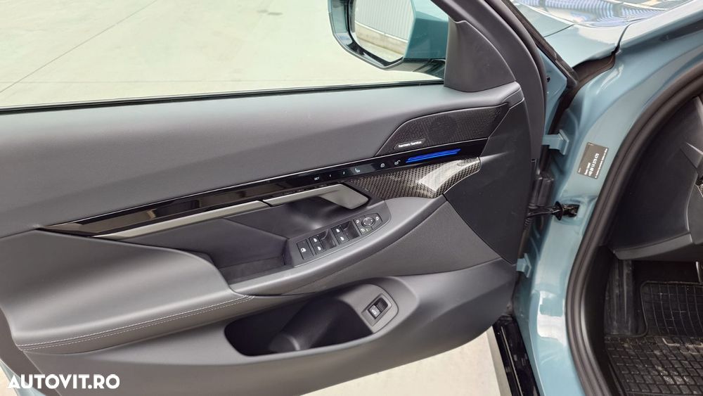 BMW Seria 5 520i AT MHEV - 10