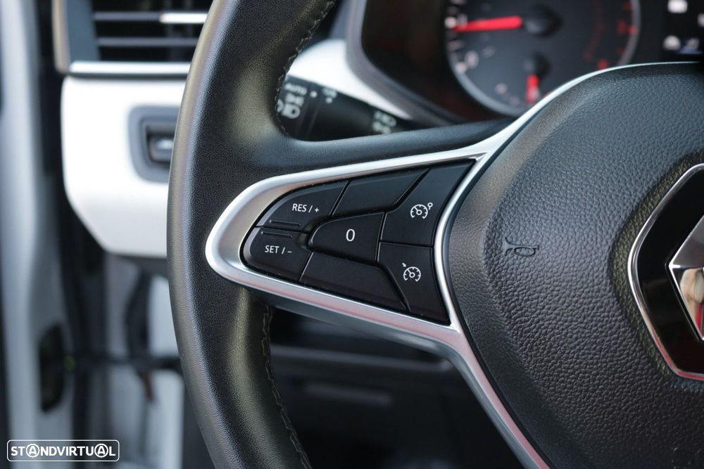 Renault Clio 1.0 TCe Evolution Bi-Fuel - 31