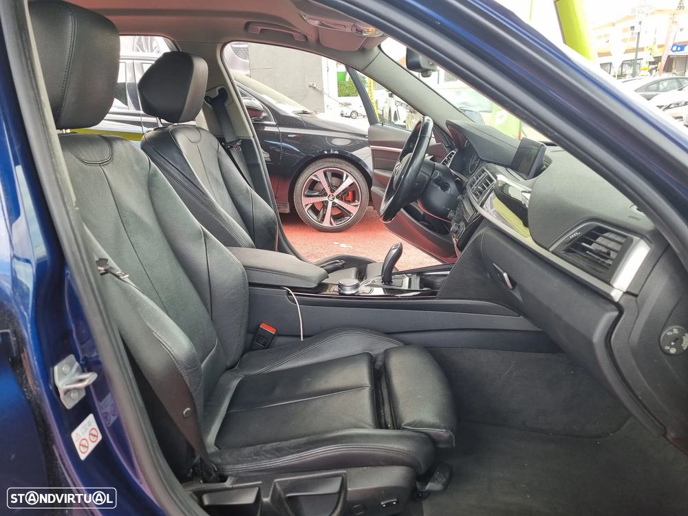 BMW 330 e iPerformance Line Luxury - 15