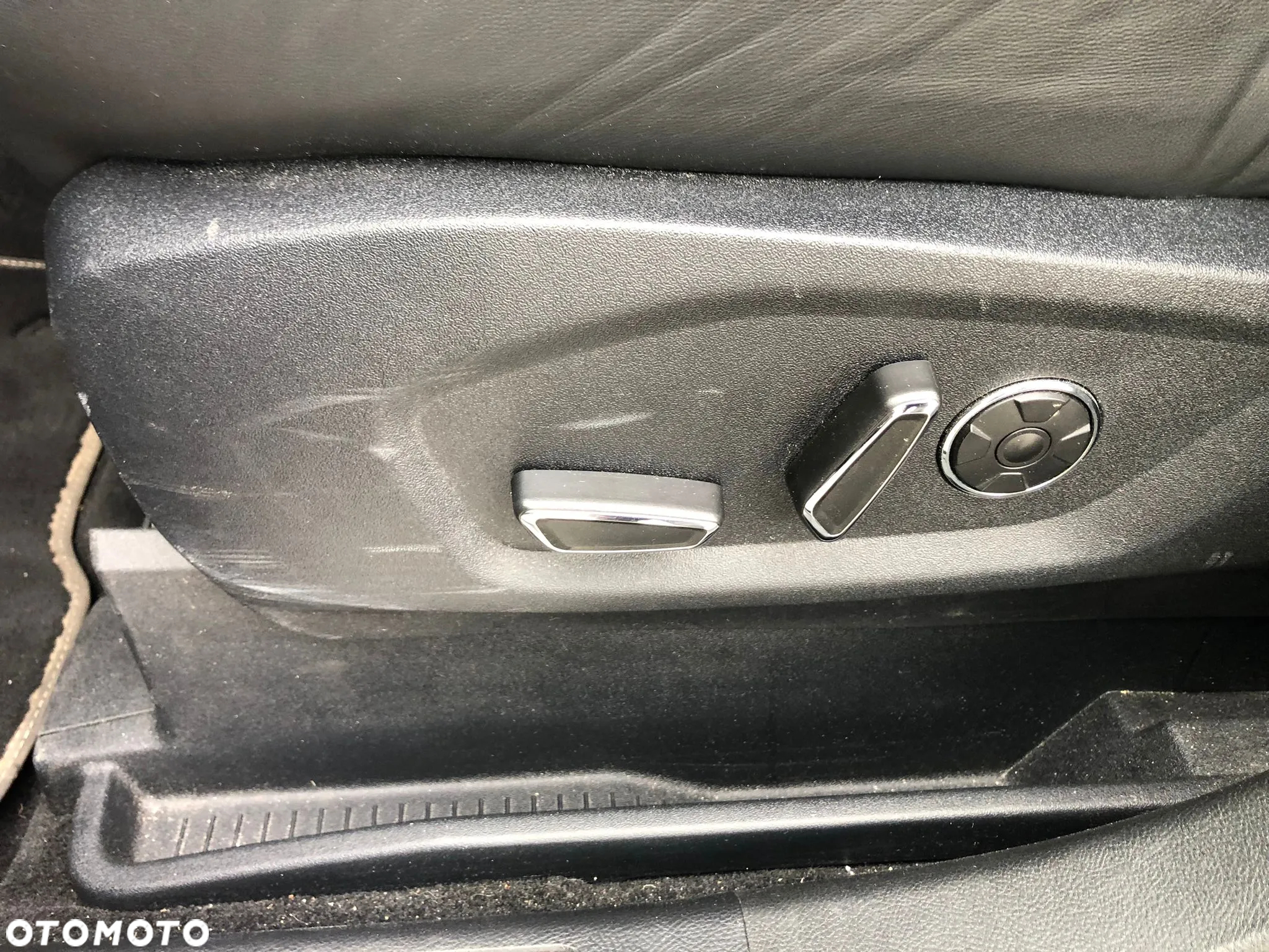 Ford S-Max 2.0 EcoBlue VIGNALE - 27