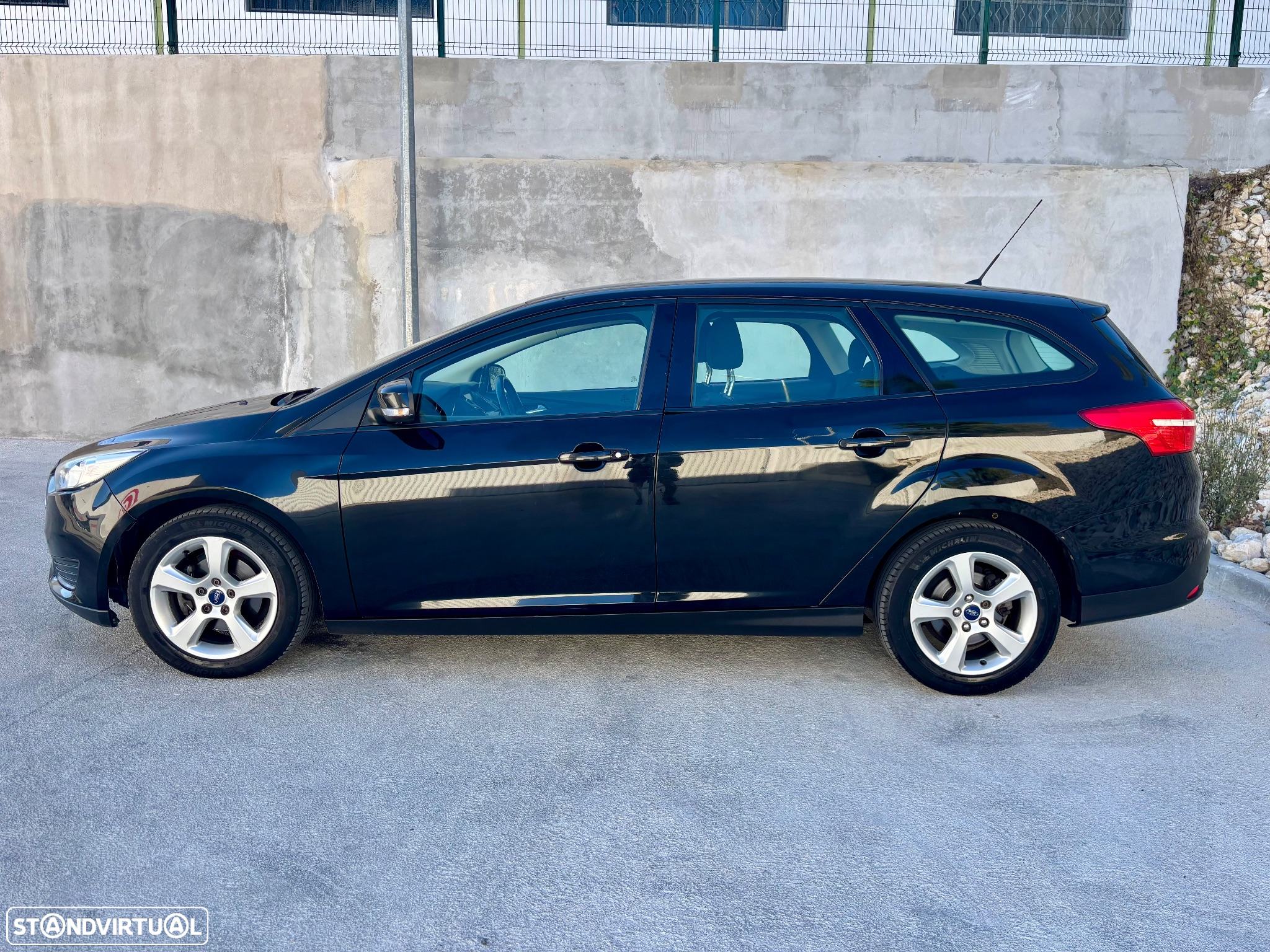 Ford Focus SW 1.0 SCTi Titanium - 2