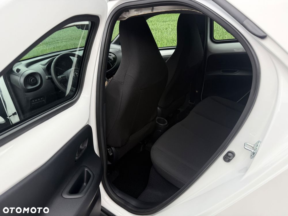 Toyota Aygo X Air Style - 25