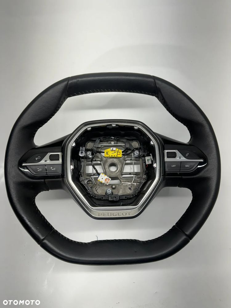 PG-47 KIEROWNICA PEUGEOT 2008 II - 1