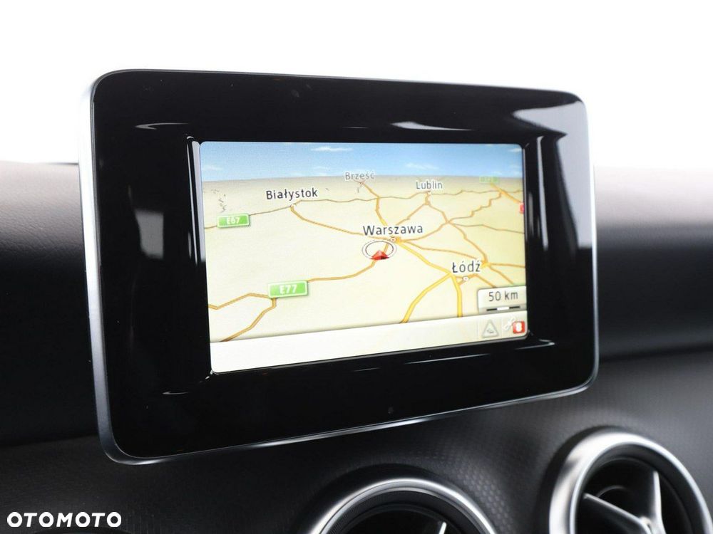 Mercedes-Benz Klasa A 180 CDI (BlueEFFICIENCY) Urban - 25