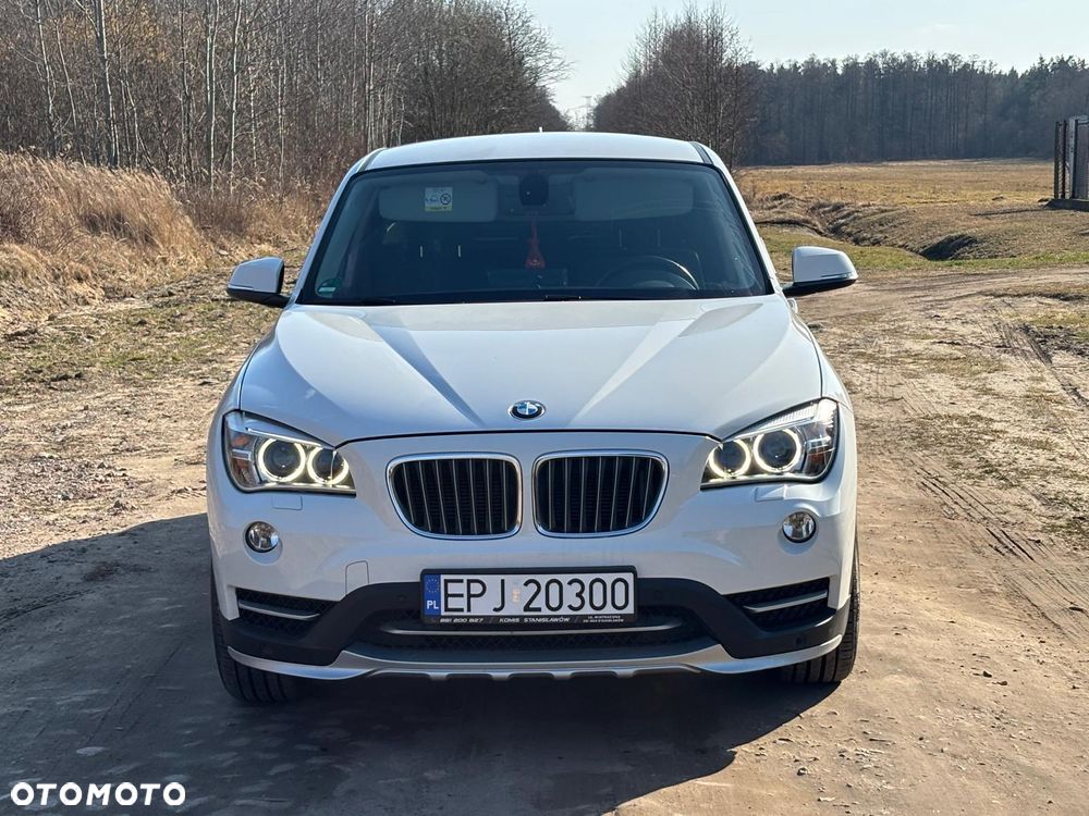 BMW X1 sDrive20i Sport Line - 2