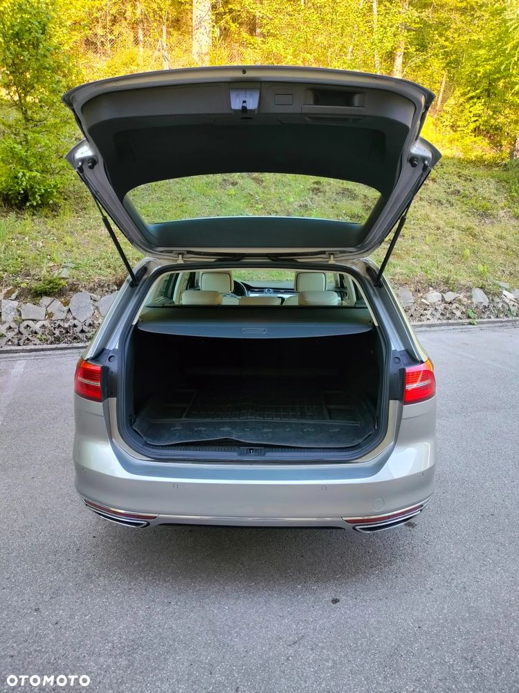 Volkswagen Passat 2.0 TDI BMT 4Mot Highline - 9