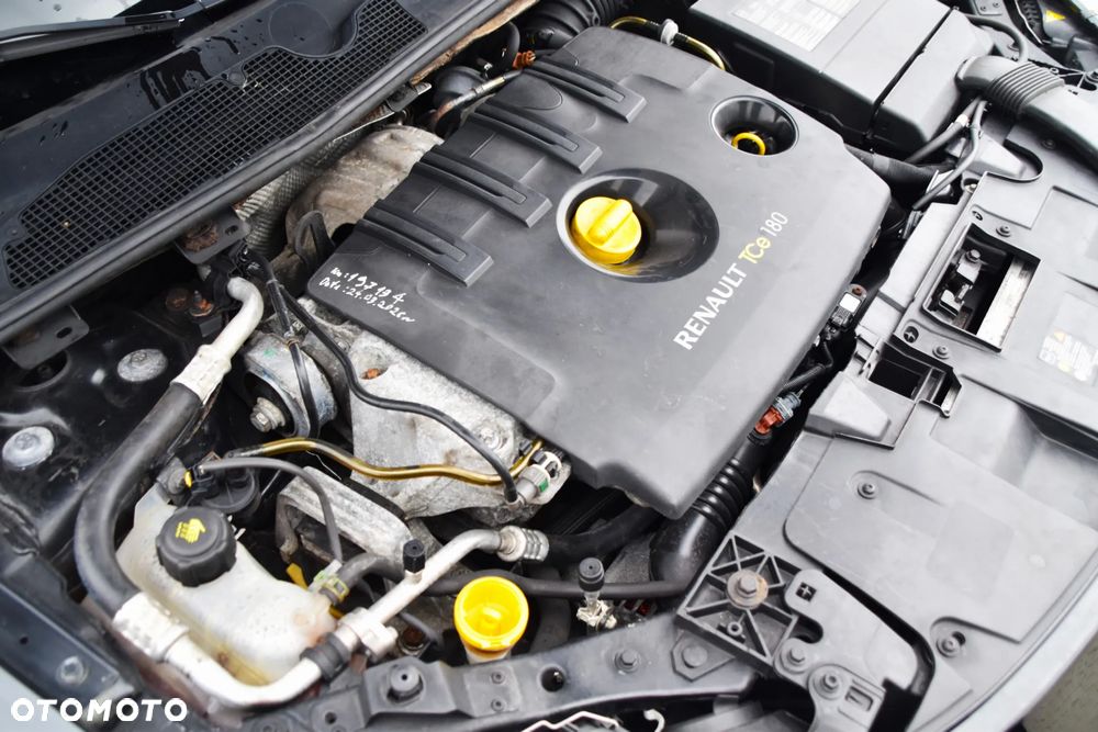 Renault Megane TCe 180 GT - 20