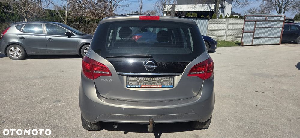 OPEL MERIVA B 1,4 100KM rozrusznik - 6