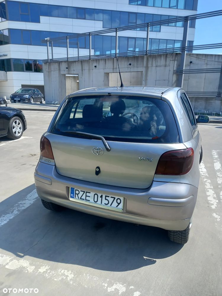 Toyota Yaris 1.4 D-4D - 4