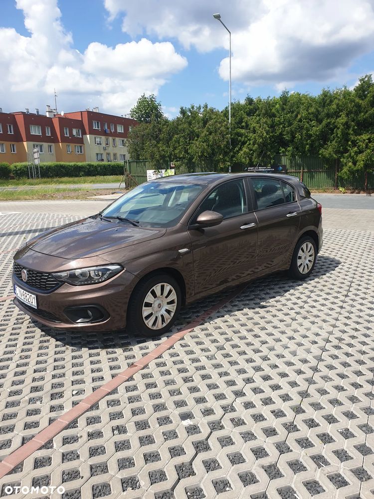 Fiat Tipo 1.4 T-Jet 16v Easy - 1