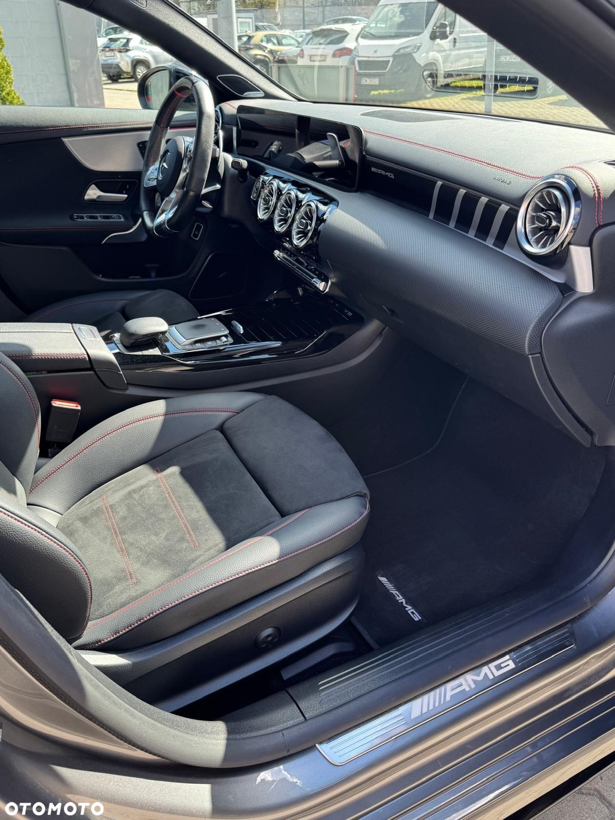 Mercedes-Benz CLA AMG 45 S 4-Matic 8G-DCT - 17