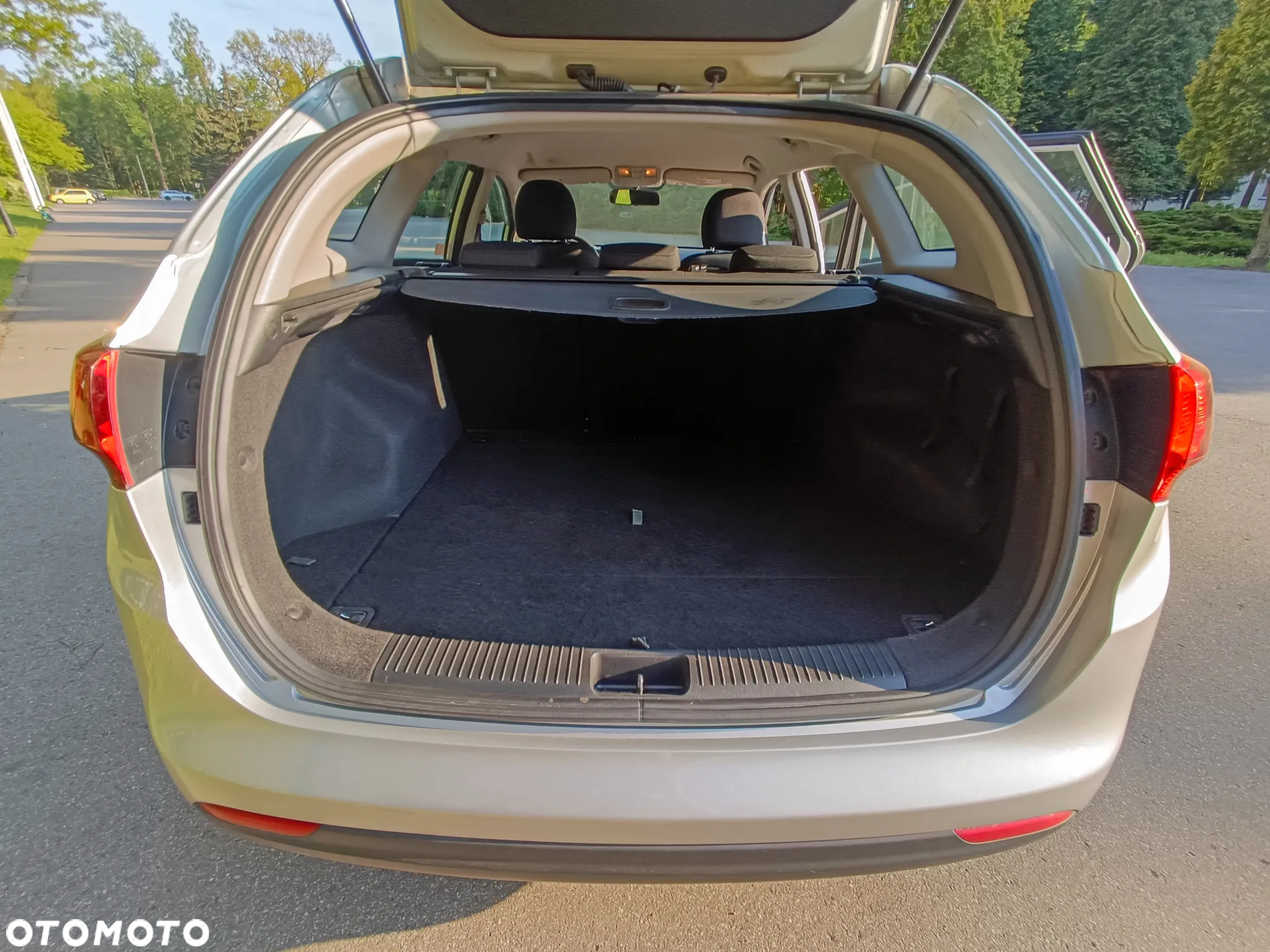 Kia Ceed Cee'd 1.4 CRDi S - 26