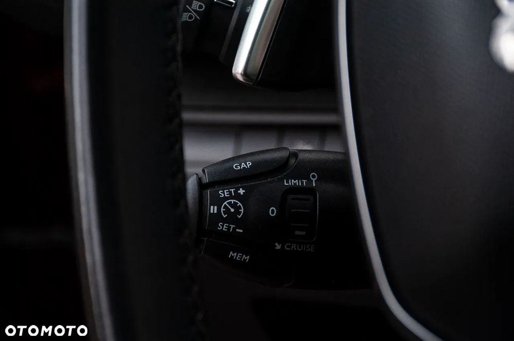 Peugeot 3008 BlueHDi 180 Stop & Start EAT6 GT - 36