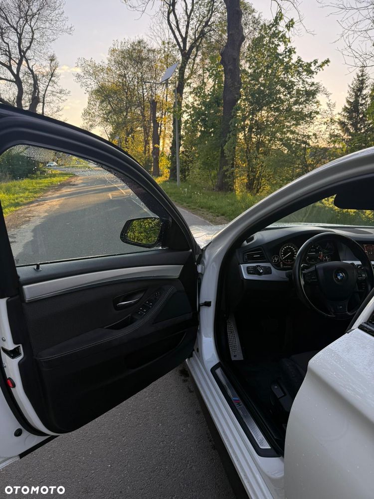 BMW Seria 5 520d - 3