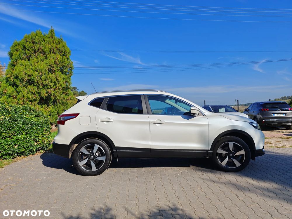 Nissan Qashqai 1.5 dCi N-Connecta - 25