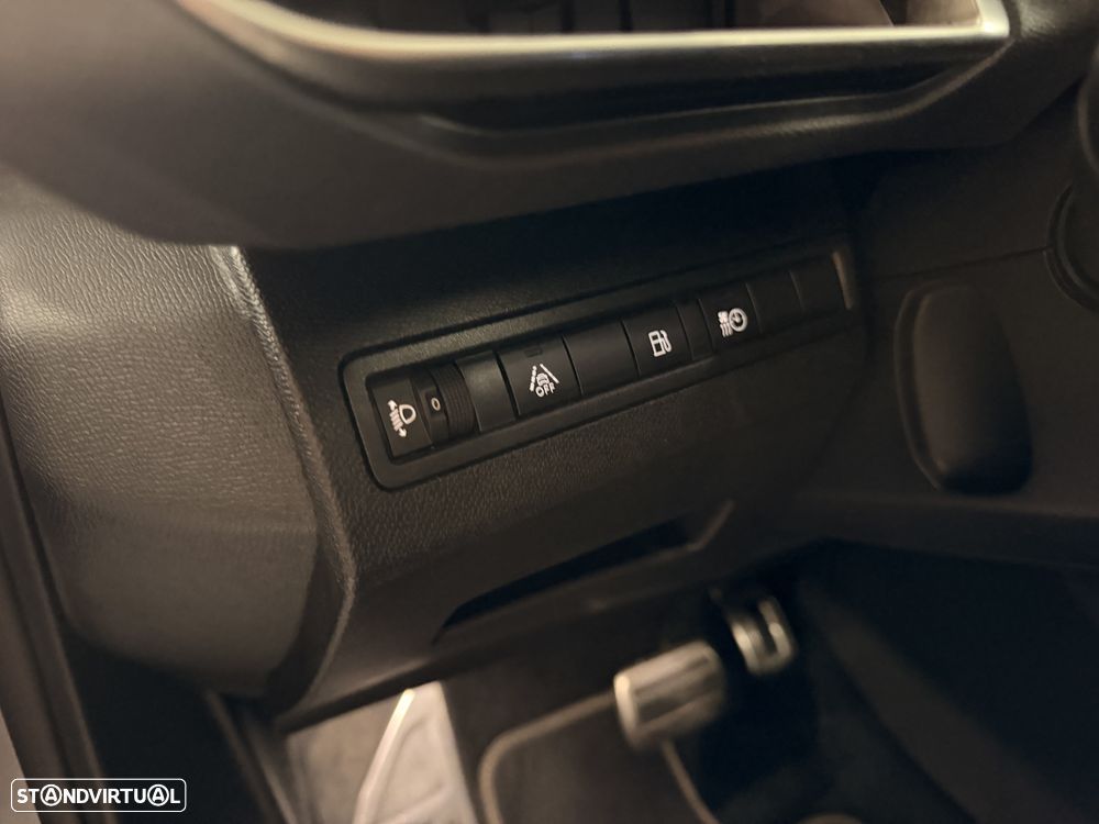 Peugeot 3008 225 e-EAT8 Roadtrip - 17