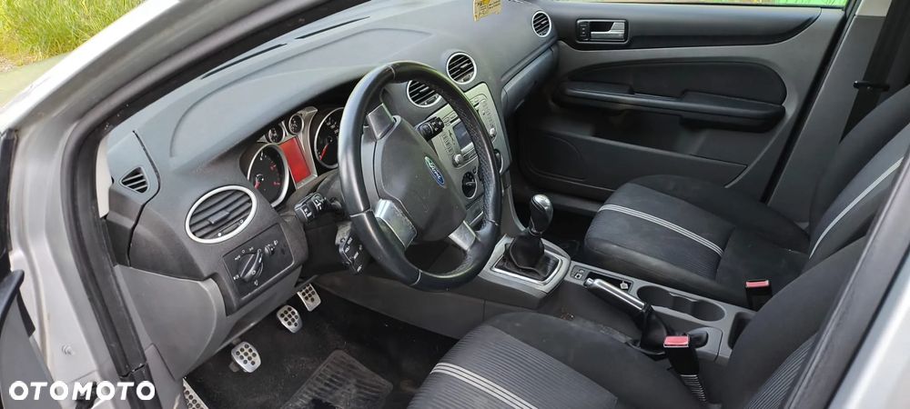 Ford Focus 1.6 TDCi Ambiente - 3