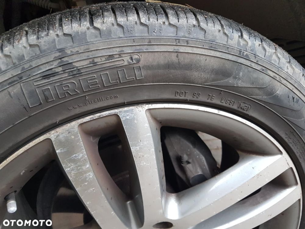 Volkswagen Touareg - 12