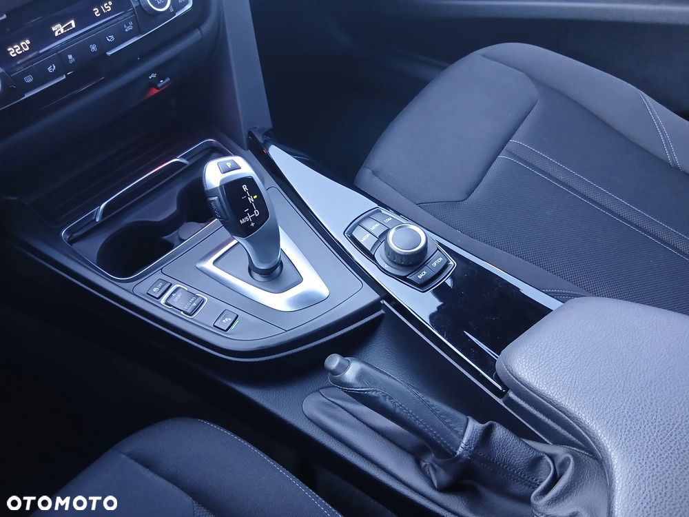 BMW 3GT 318d Advantage - 14