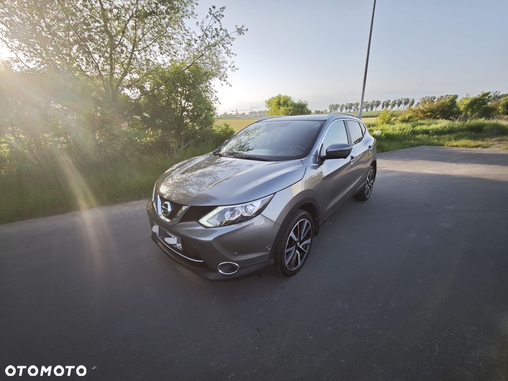 Nissan Qashqai 1.2 DIG-T Tekna - 1