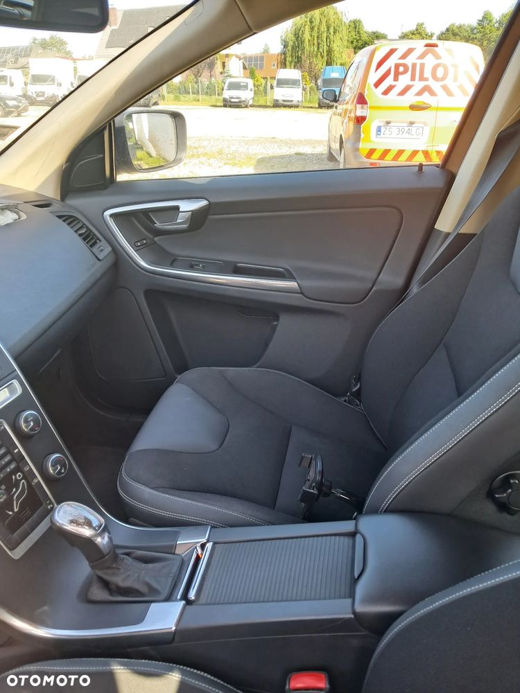 Volvo XC 60 - 23