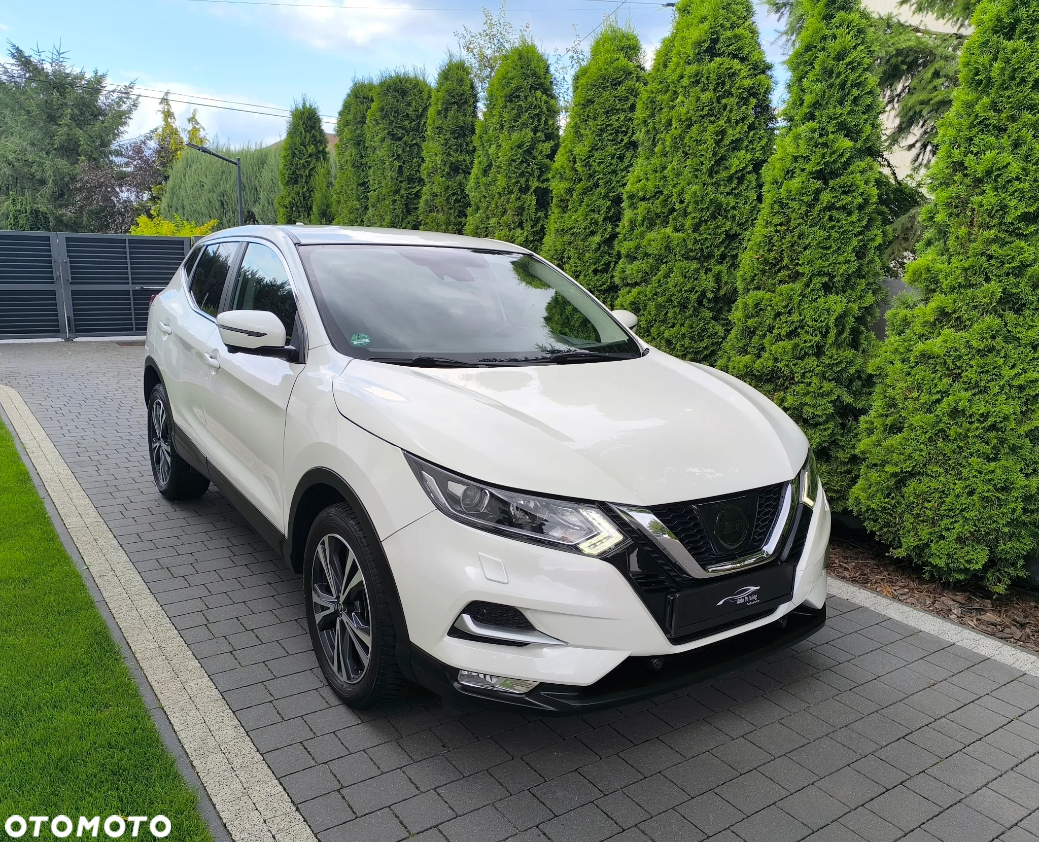 Nissan Qashqai 1.2 DIG-T N-Connecta Xtronic EU6 - 31