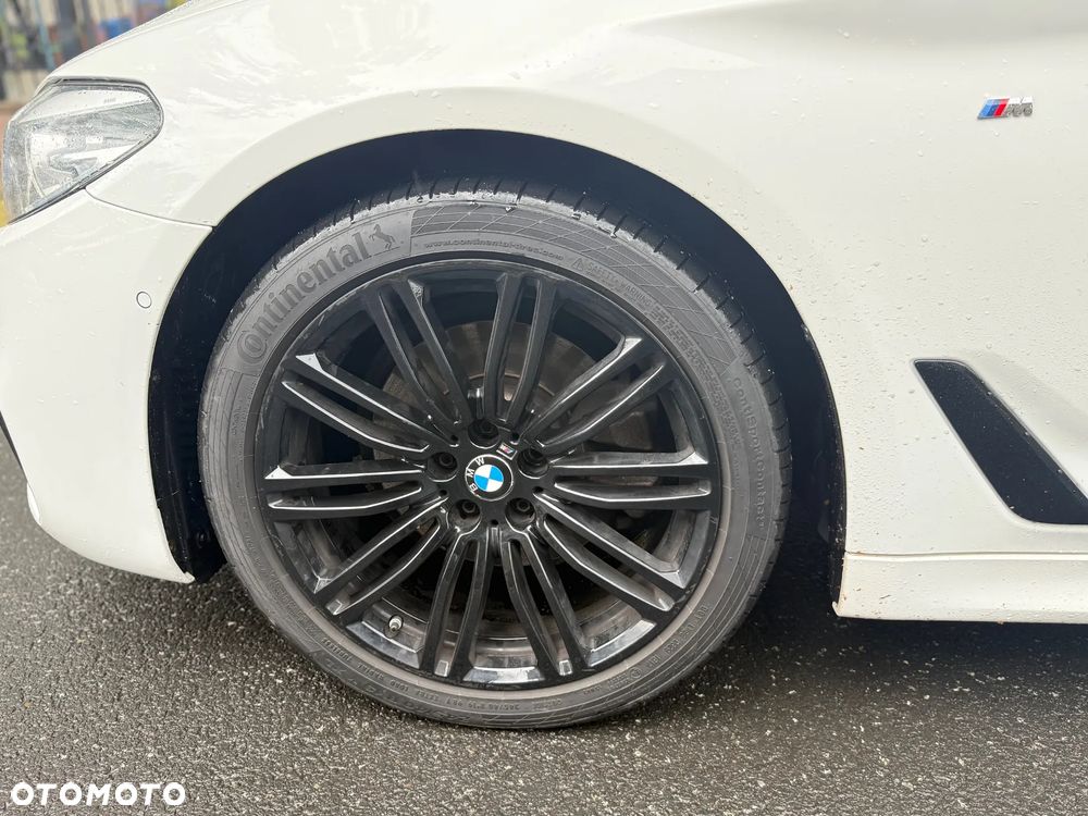 BMW Seria 5 520d M Sport - 21