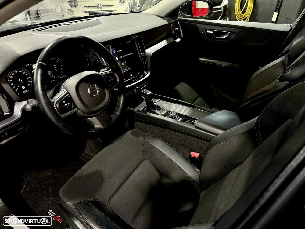 Volvo V60 2.0 D3 Momentum Plus Geartronic - 32
