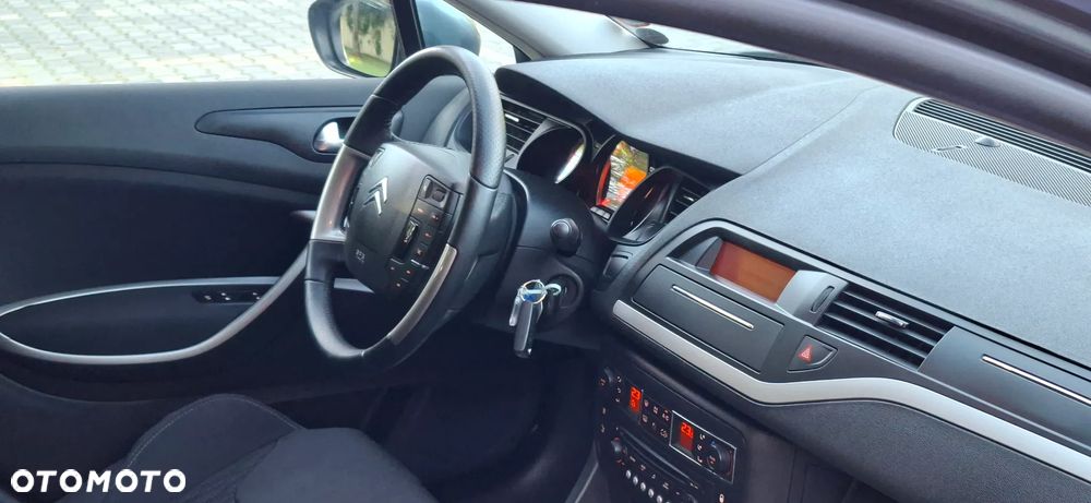 Citroën C5 2.0 HDi Dynamique - 29
