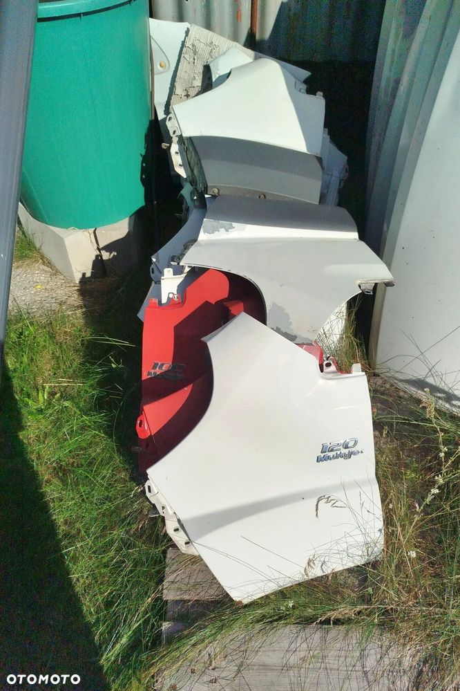 Ducato III i lift Boxer Jumper II 06-14r zderzak przód -prawy / lewy bez halogenu 120zł, błotnik przód prawy / lewy 100zł, mechanizm wycieraczki -120zł, belka zderzaka przód 120zł/szt listwa pod lampę prawa 50zł/sztuka, nad lampę 30zł/sztuka, maska 150zł/sztuka, lampa przód 150-200zł/sztuka prawa lub lewa, drzwi przód prawe / lewe 250zł/szt, drzwi tył H1 H2 OD 400zł-, koła 15" 16", opony, felgi  i inne - 7