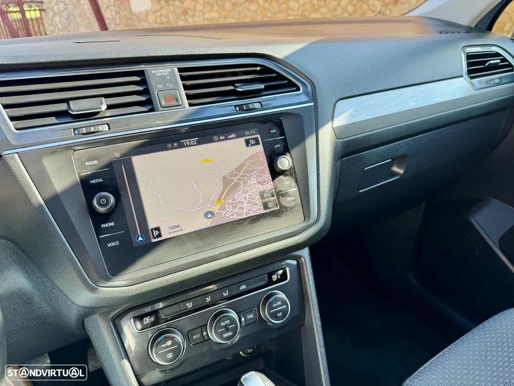 VW Tiguan Allspace 2.0 TDI Confortline DSG - 13