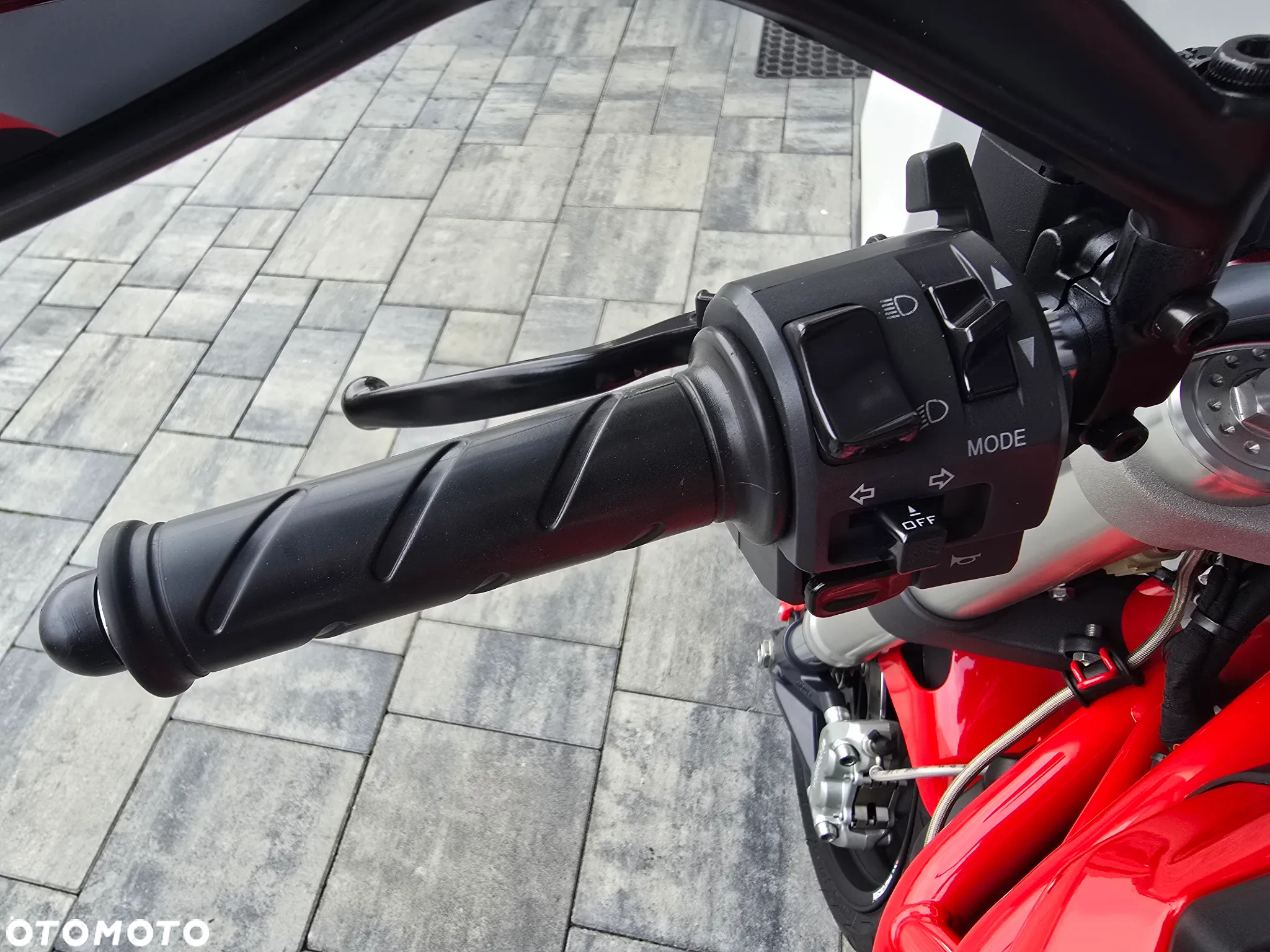 Ducati Monster - 20