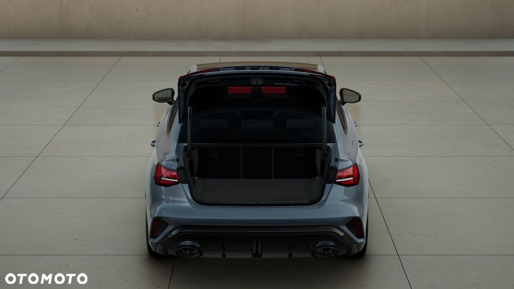 Audi RS3 Limousine - 5