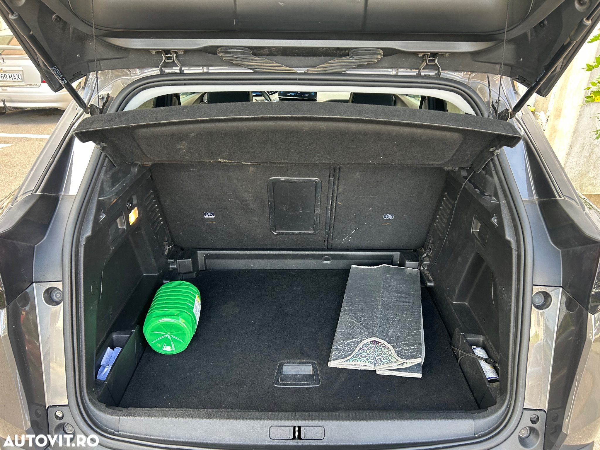 Peugeot 3008 1.2 PureTech Turbo S&S EAT6 Active - 10