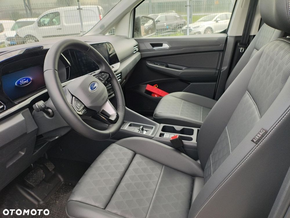 Ford Transit Connect - 10