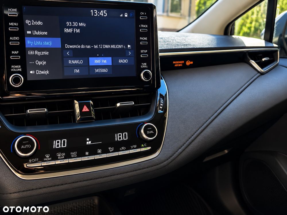 Toyota Corolla - 13