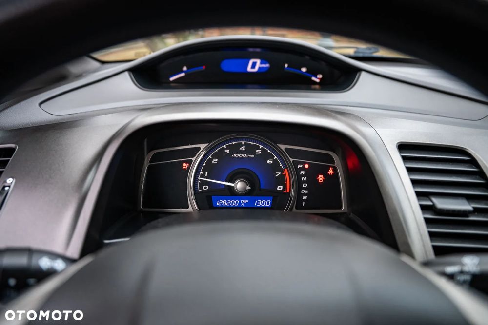 Honda Civic 1.8 Comfort - 13