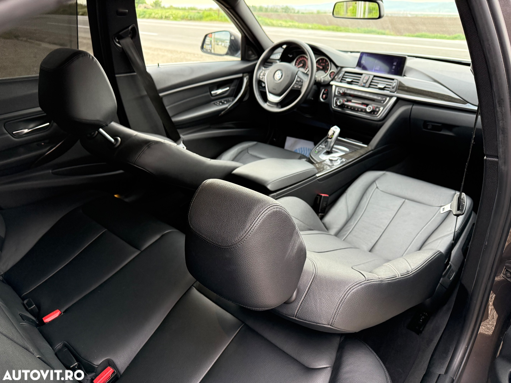 BMW Seria 3 320d Aut. Blue Performance Luxury Line - 9