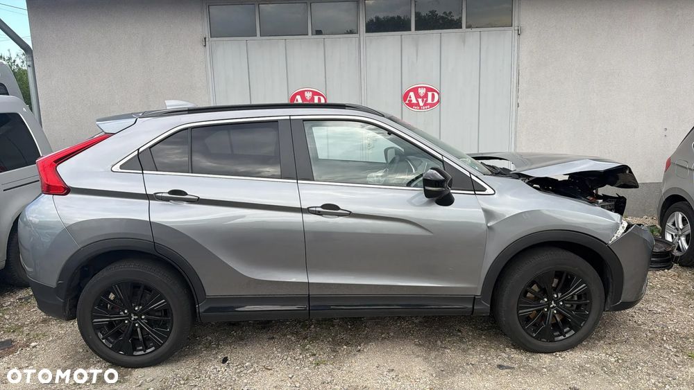 Mitsubishi Eclipse Cross 1.5 T GPF Intense Plus CVT - 34