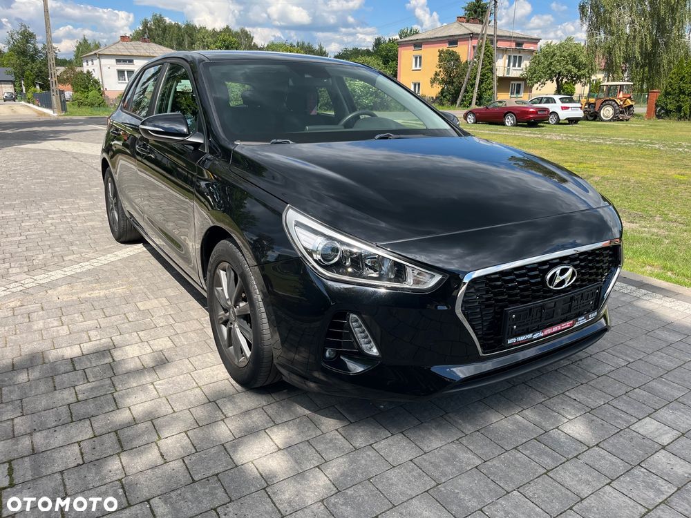 Hyundai i30 1.4 Family+ - 4