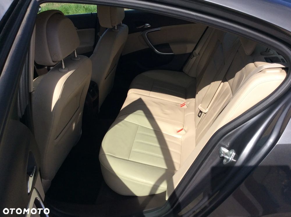 Opel Insignia 1.8 Cosmo - 10