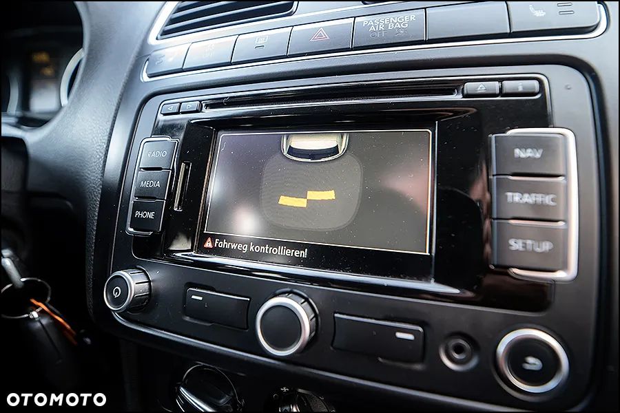 Volkswagen Polo 1.2 12V Comfortline - 25